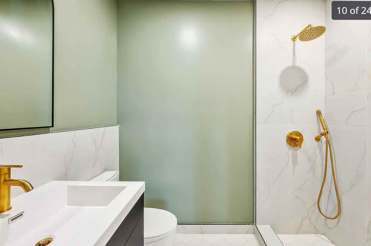 1890 Pelham Pkwy S - Photo 4 of 4