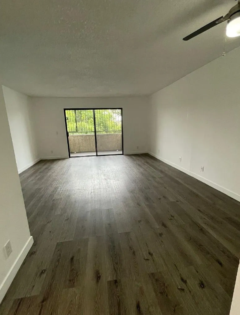 8319 South Broadway - Photo 3 of 10