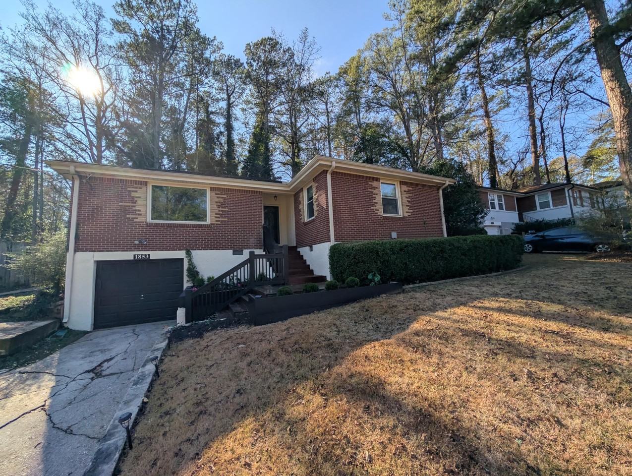 1853 Boulderview Dr Se - Photo 2 of 18