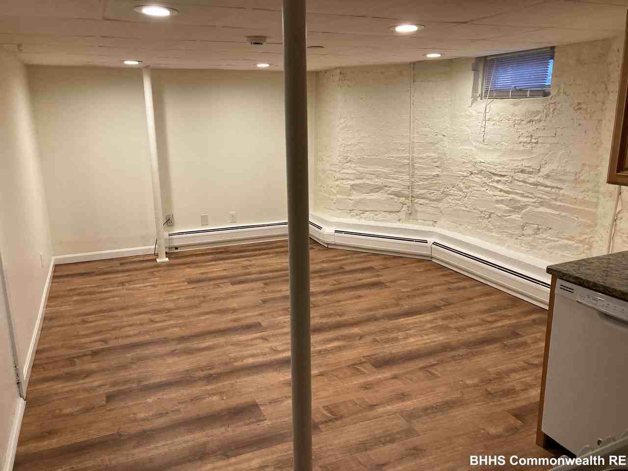 10 Garrison Ave #4 - Photo 4 of 21