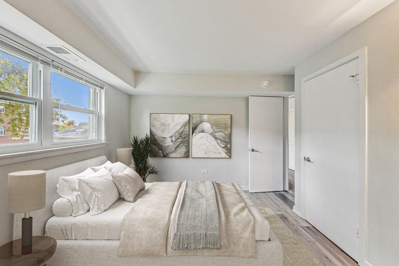 551 N Ridge Ave #105 - Photo 7 of 10