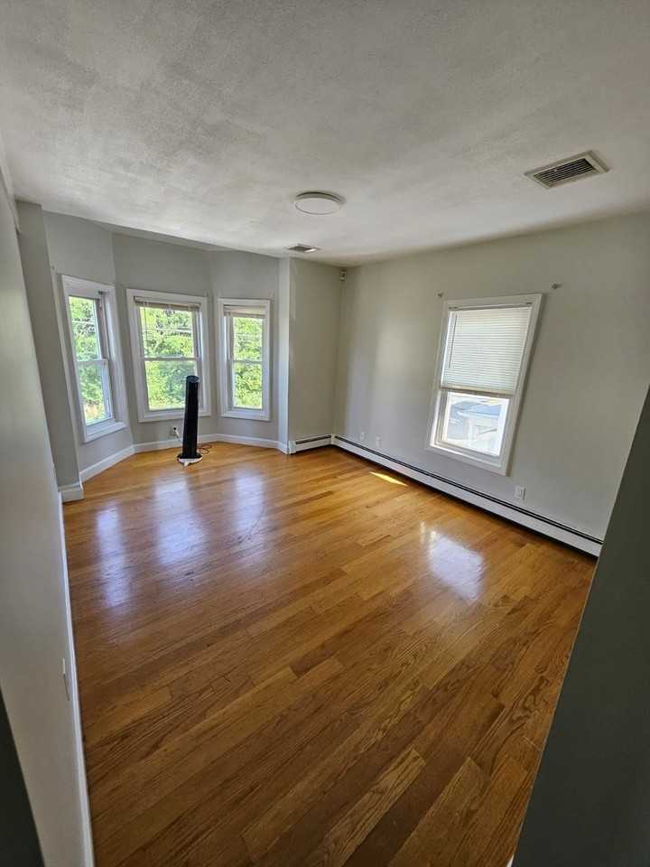 82 Linwood Street #2 - Photo 3 of 12