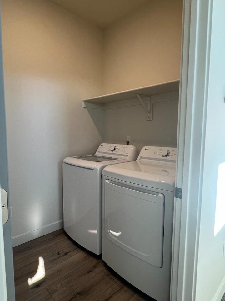 Avery Townhomes - Photo 5 of 10