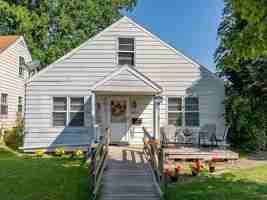 featured image of 411 East Donmoyer Avenue