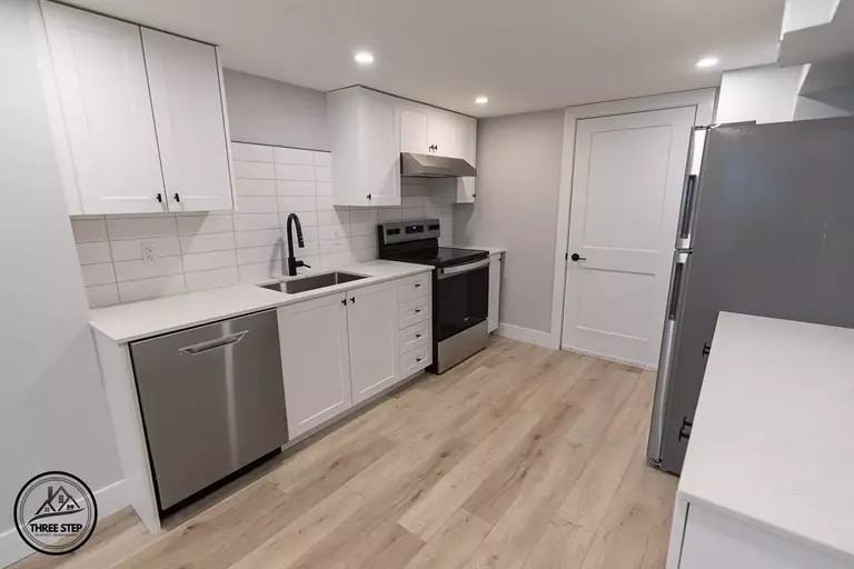 89 Morenz Cres #2 - Photo 2 of 19