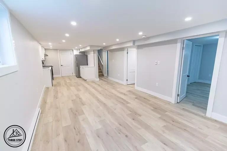 89 Morenz Cres #2 - Photo 7 of 19