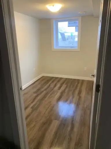 22 Wycliffe Cres #2 - Photo 5 of 9