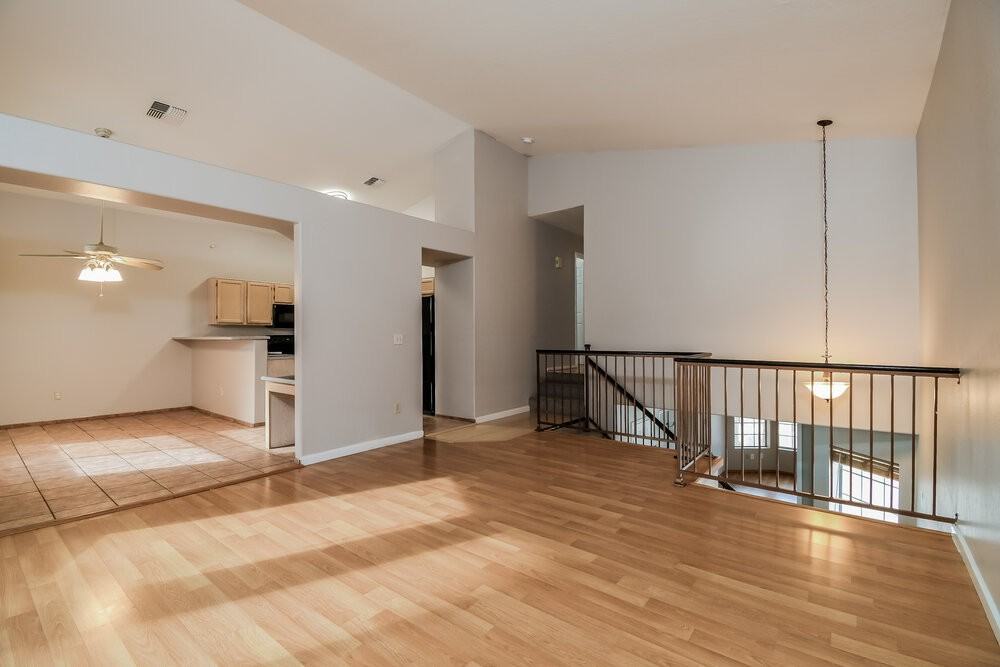 1449 E Laurel Ave - Photo 7 of 19