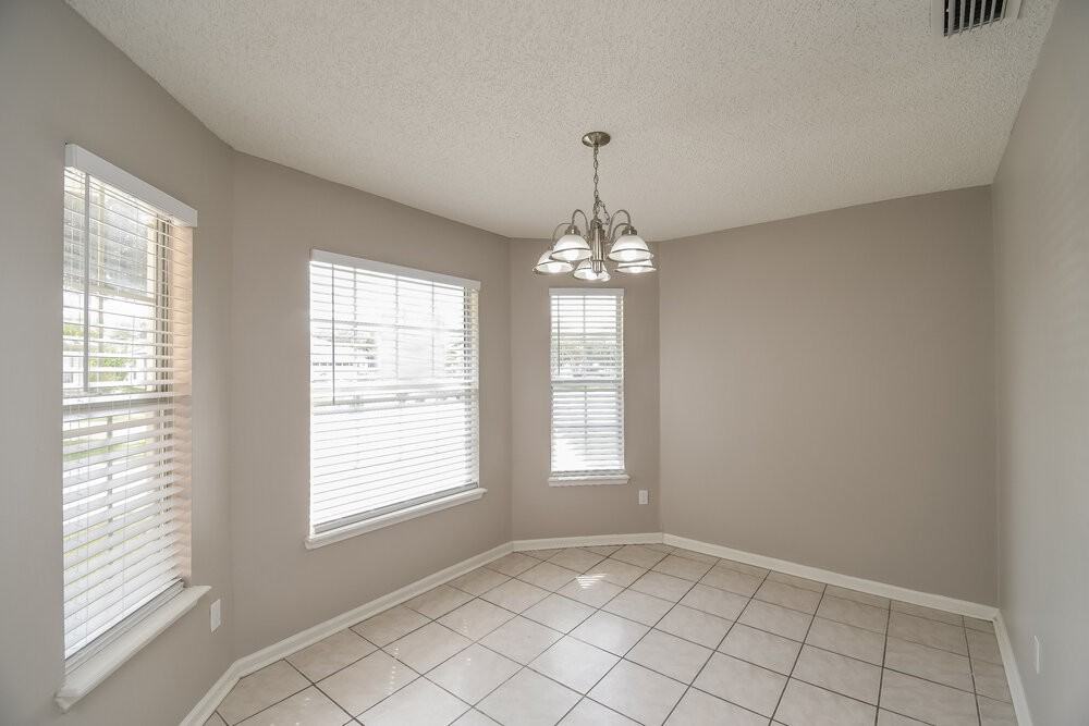 12825 Jordan Blair Ct - Photo 6 of 16