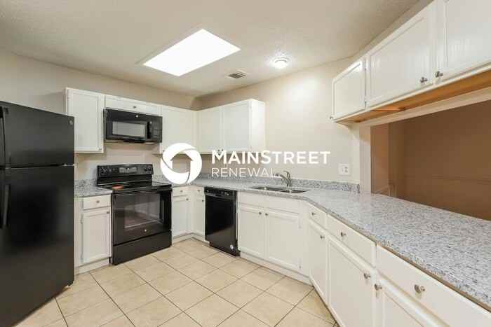 13406 Forum Rd - Photo 4 of 17