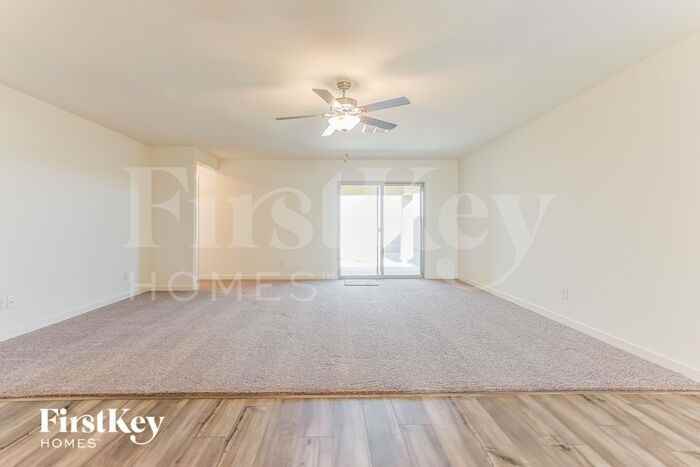 1024 20th Street - Photo 2 of 16