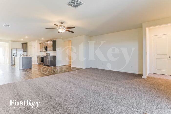 1024 20th Street - Photo 3 of 16