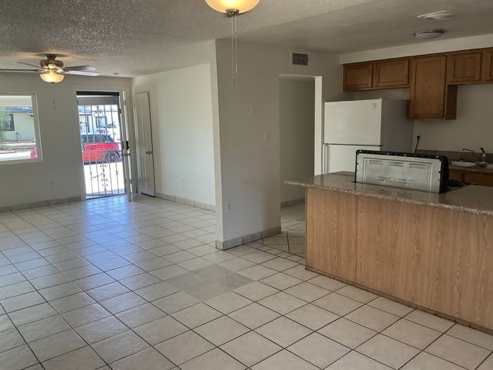 1629 North 73rd Drive - Photo 3 of 11