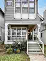 featured image of 915 Caruthers Avenue