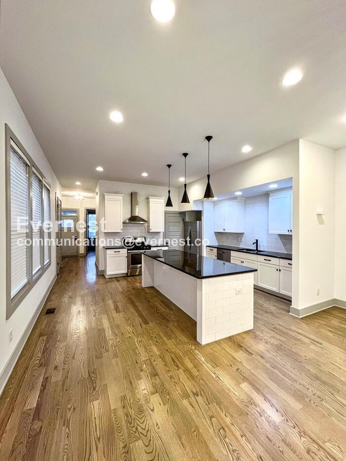 915B Caruthers Ave - Photo 6 of 46