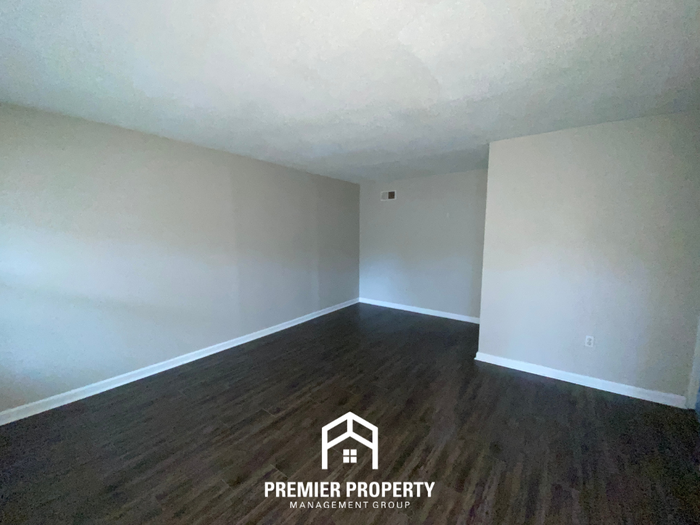 4236 Trudy St - Photo 3 of 20