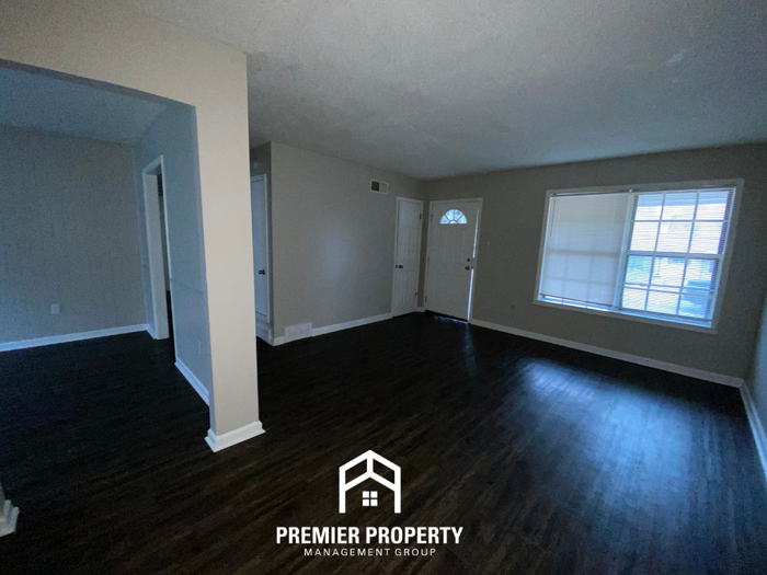 4236 Trudy St - Photo 4 of 20