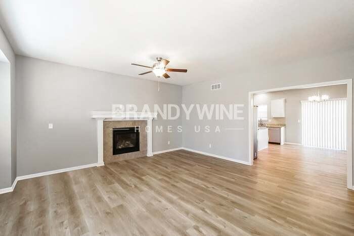 713 Poplar Cir - Photo 6 of 29