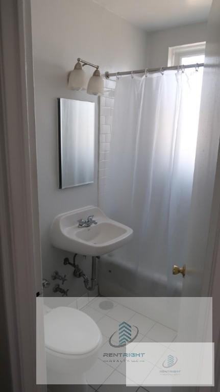 534 West Stratford Place #211 - Photo 5 of 15