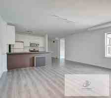 featured image of West Glenlake Avenue #3A