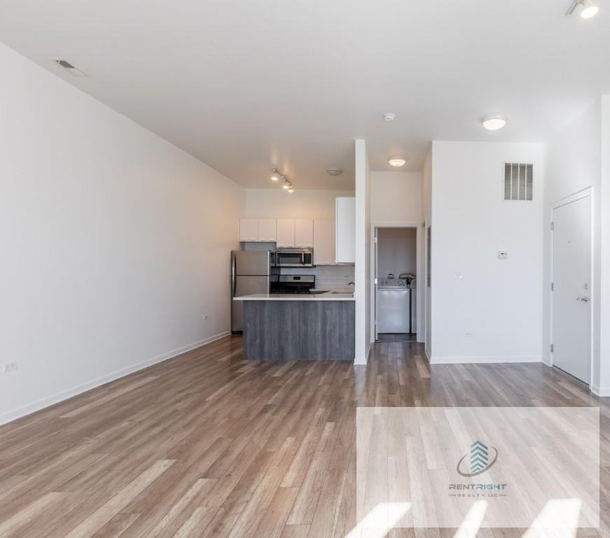 2700 West North Avenue #202 - Photo 2 of 13