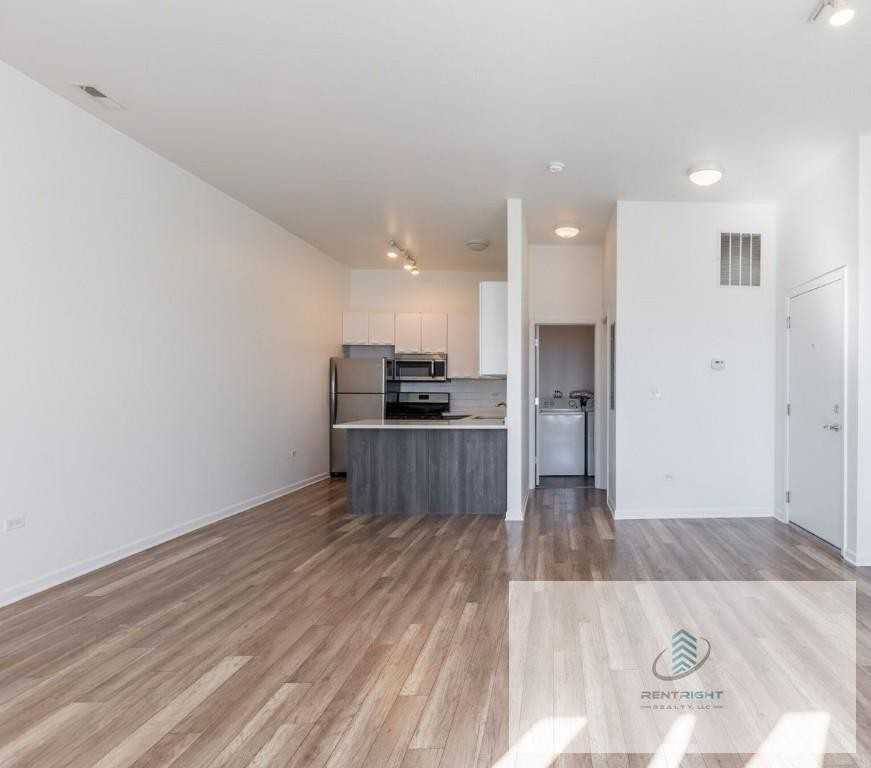 2700 West North Avenue #206 - Photo 2 of 13