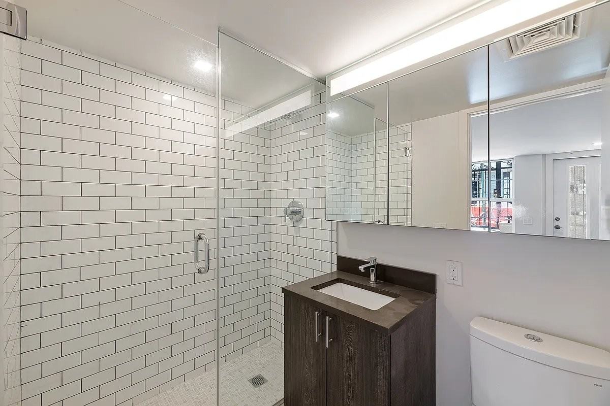 167 Ludlow Street #GE - Photo 6 of 7