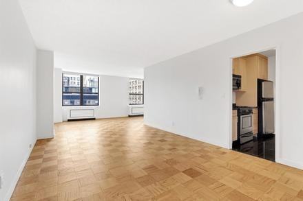 W 87th St #14C - Photo 5 of 9