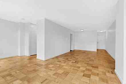 W 87th St #14C - Photo 6 of 9