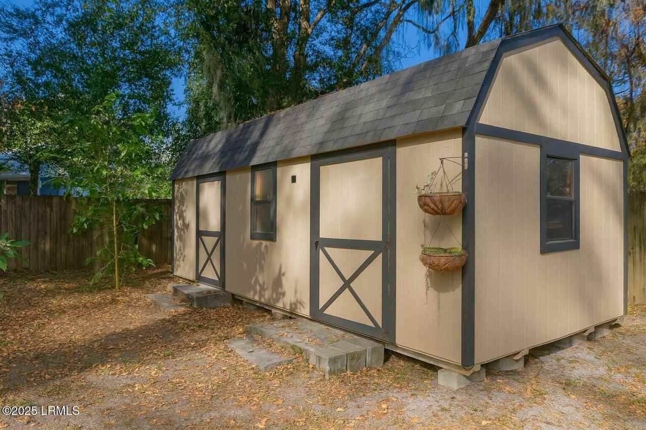 174 James St - Photo 5 of 24