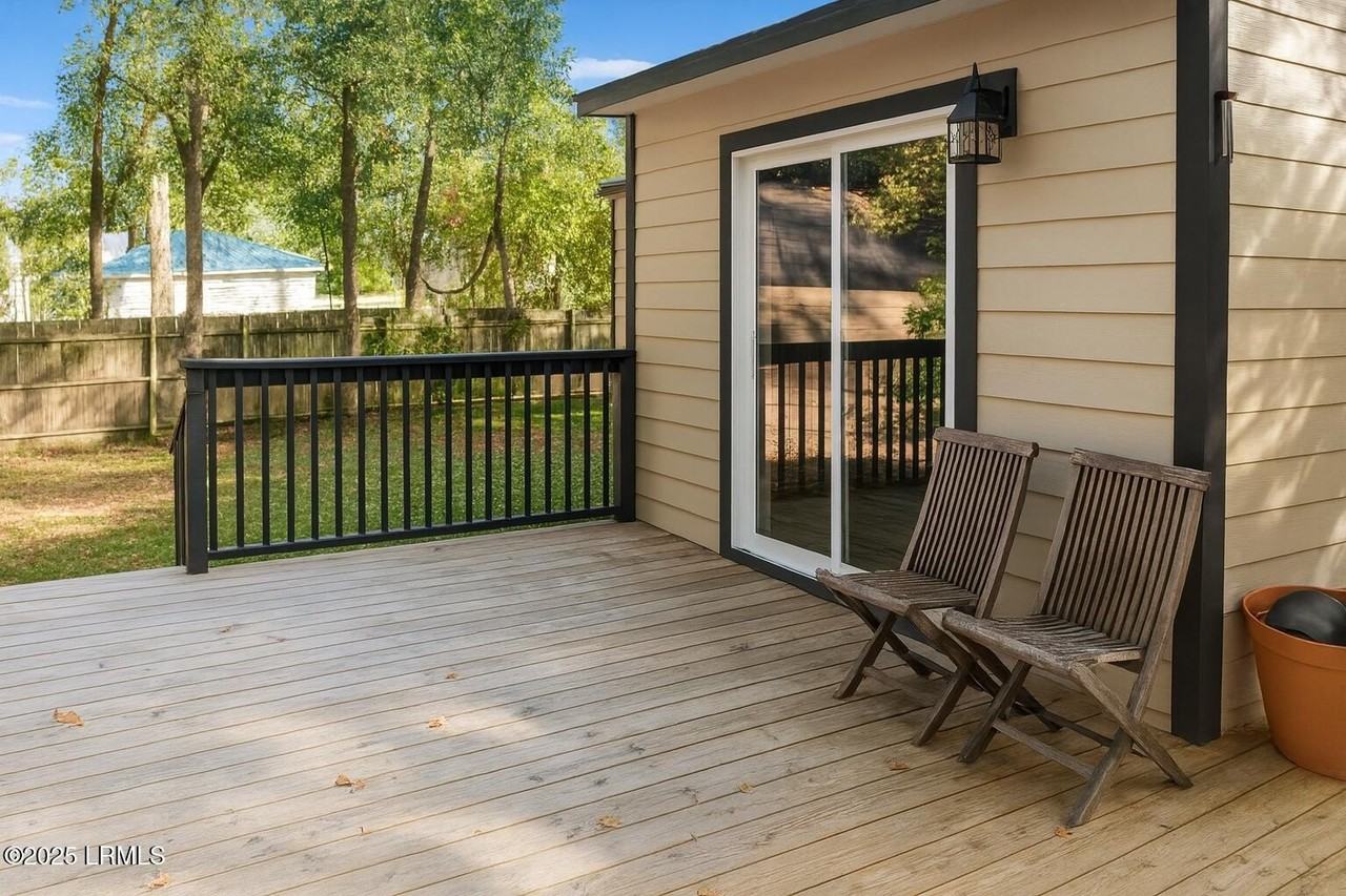 174 James St - Photo 7 of 24