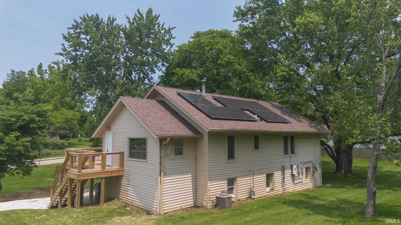 1203 South Fess Avenue - Photo 3 of 26