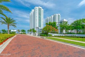 featured image of 241 Riverside Dr Unit 808 #808