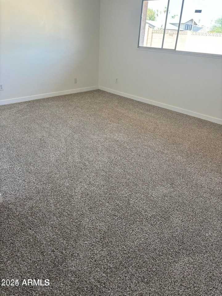 3903 S Juniper St - Photo 7 of 10