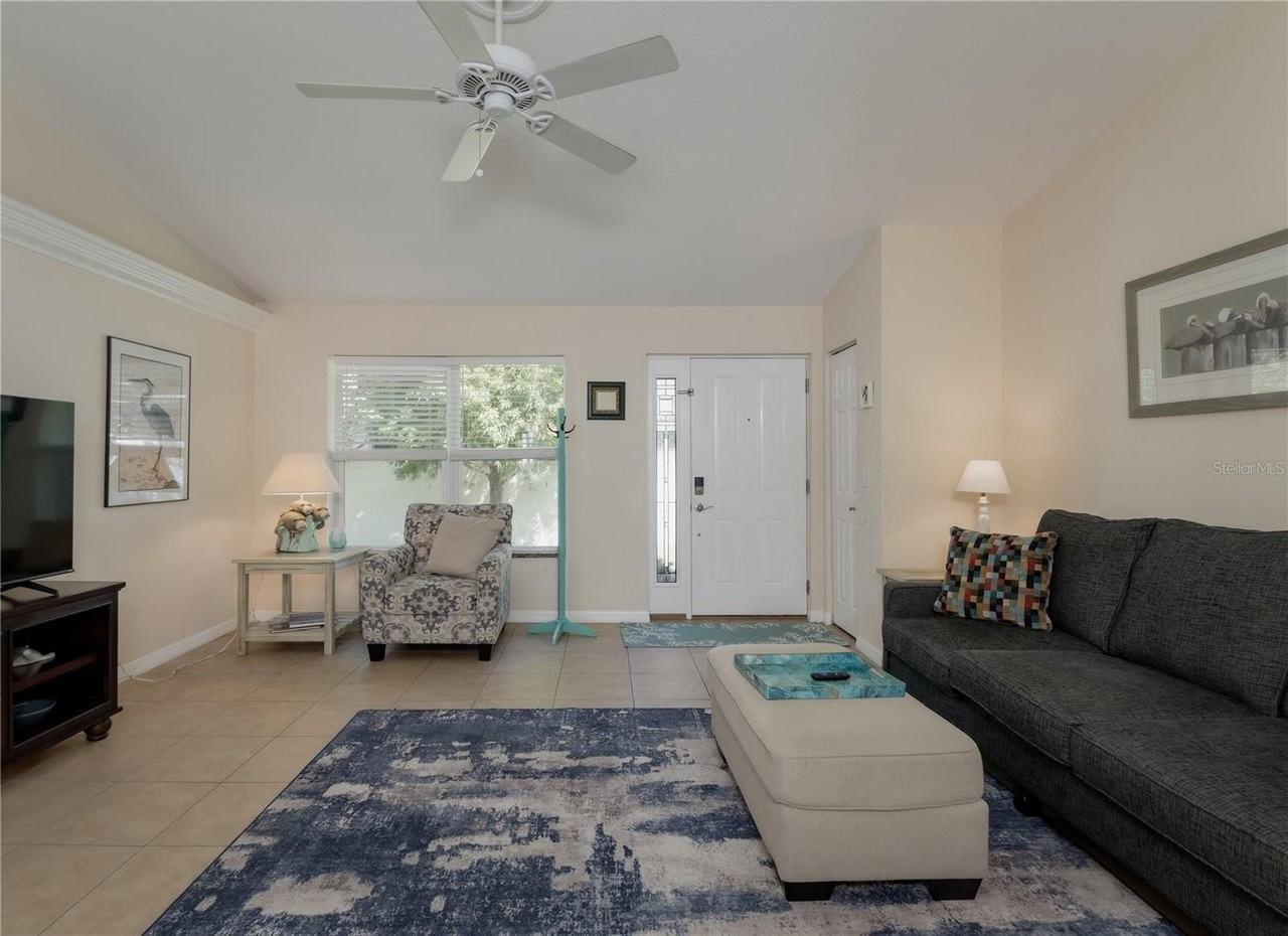 1848 N Washington Ave - Photo 3 of 22