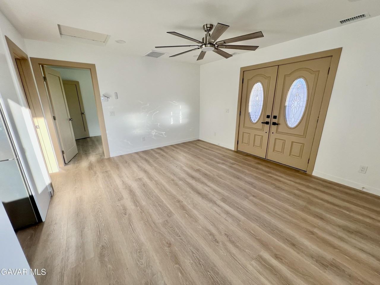 1133 Geraldine Ln #B - Photo 2 of 31