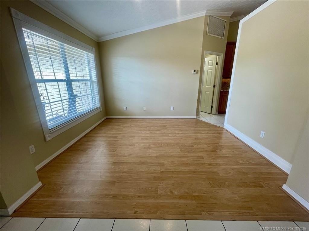 1397 Sw 24th Ln - Photo 5 of 41