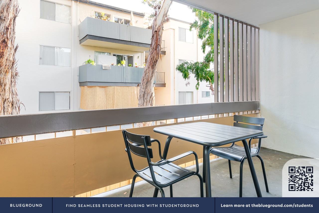 141 Wellesley Cres #2090 - Photo 7 of 37