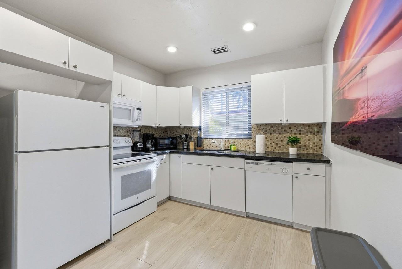 6715 Ne Miami Pl #1345377P - Photo 5 of 15