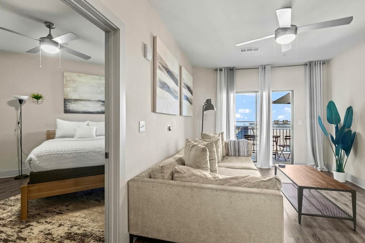 455 14th Street Northwest - Photo 3 of 14