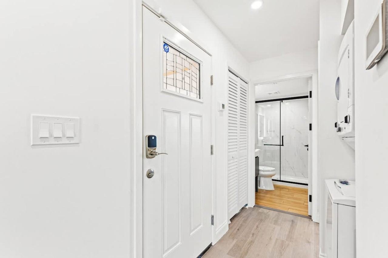 8115 Thomas Drive - Photo 5 of 22