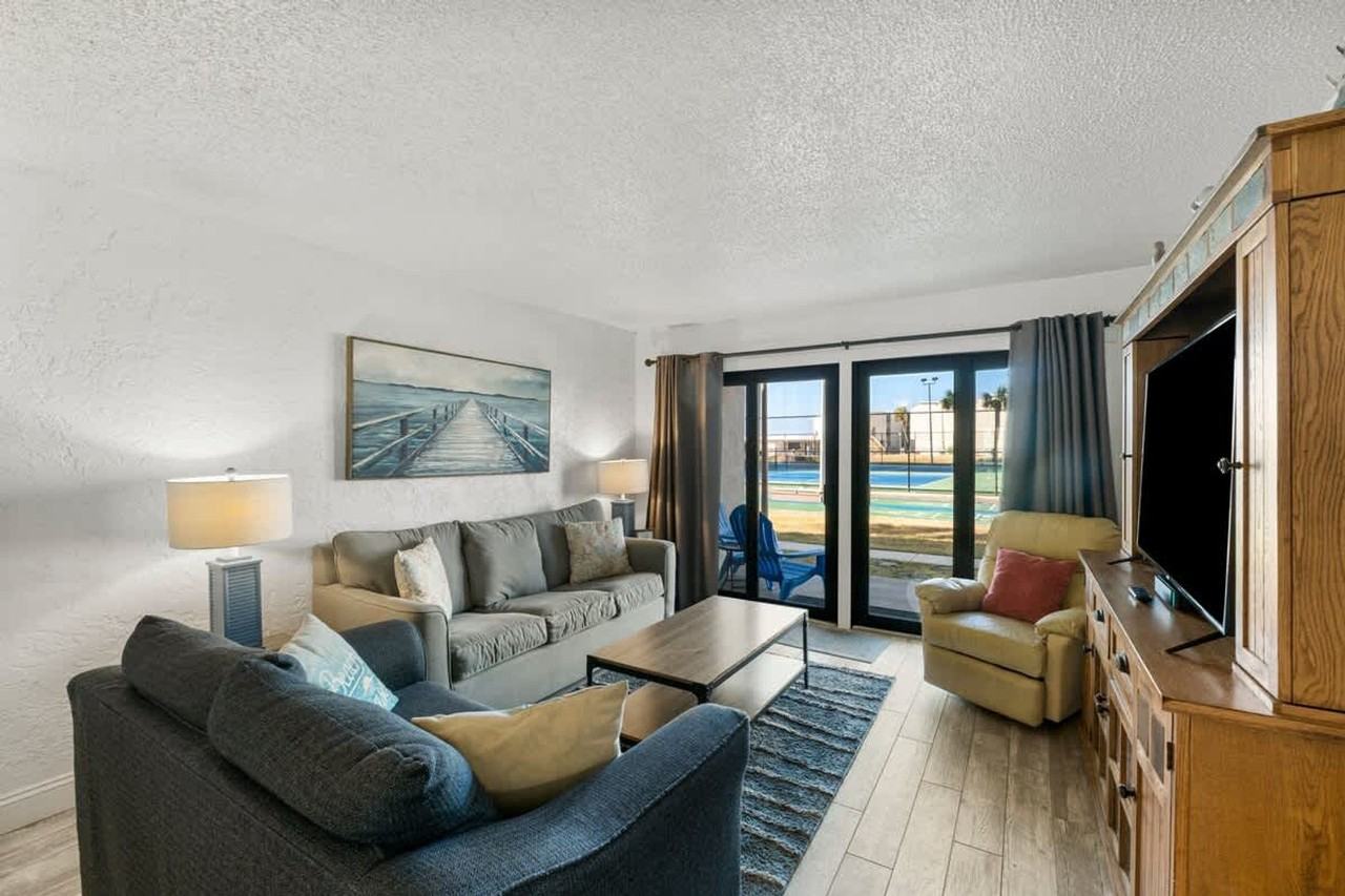 8727 Thomas Dr #1354949P - Photo 2 of 21