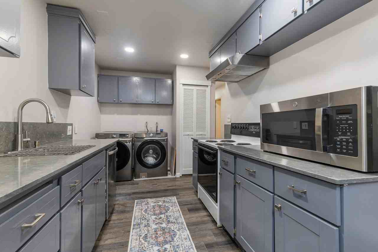 19122 3rd Dr Se #1355636P - Photo 4 of 19