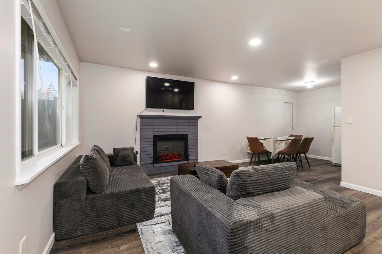 19122 3rd Dr Se #1355636P - Photo 6 of 19