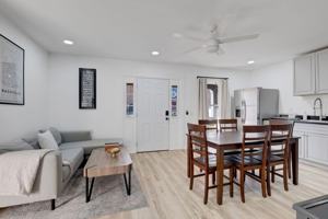 featured image of 69B Donelson St