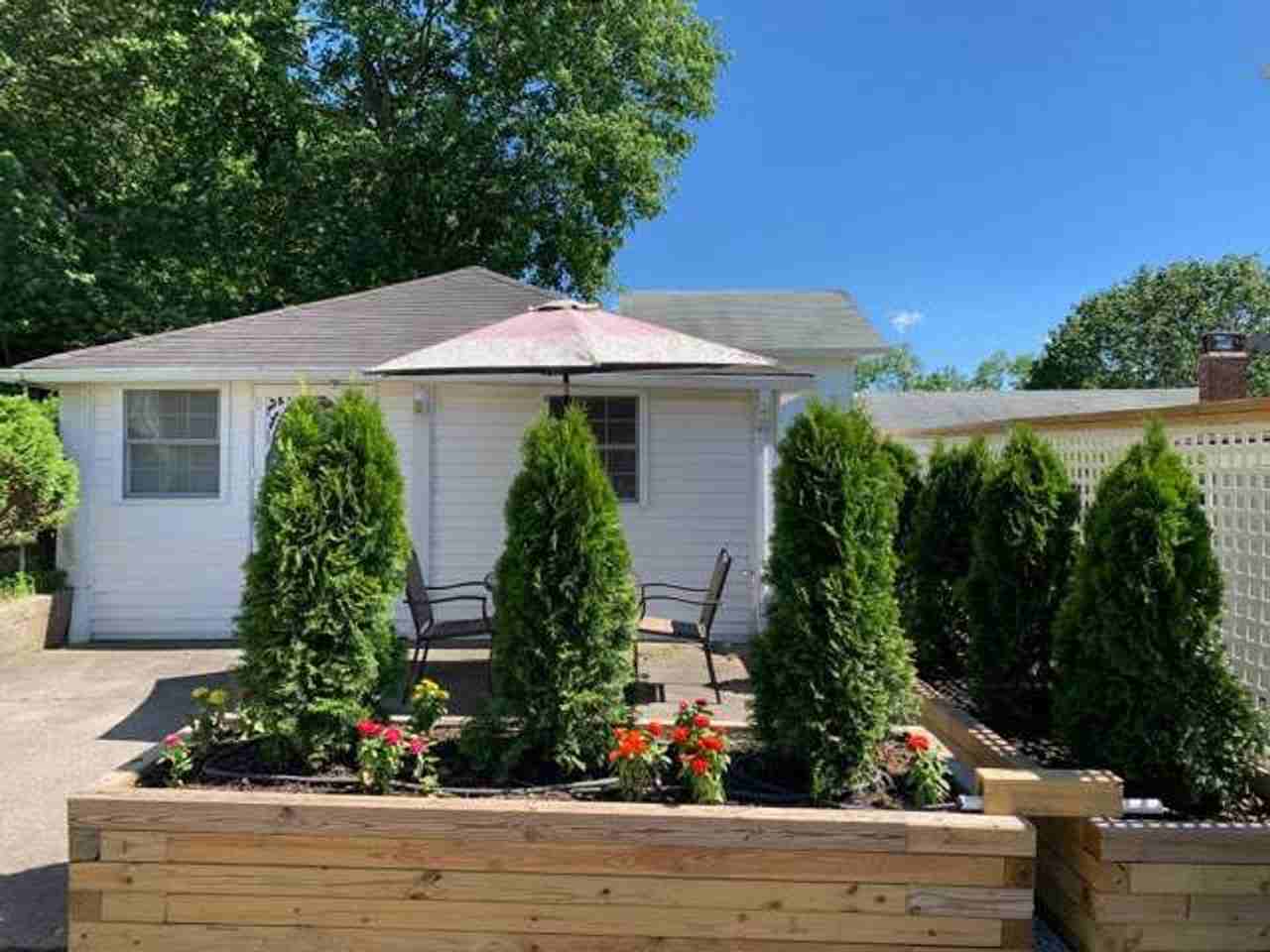 27 Oak St #1261527P - Photo 2 of 21