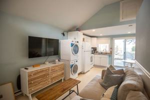 featured image of 4 Oak Street