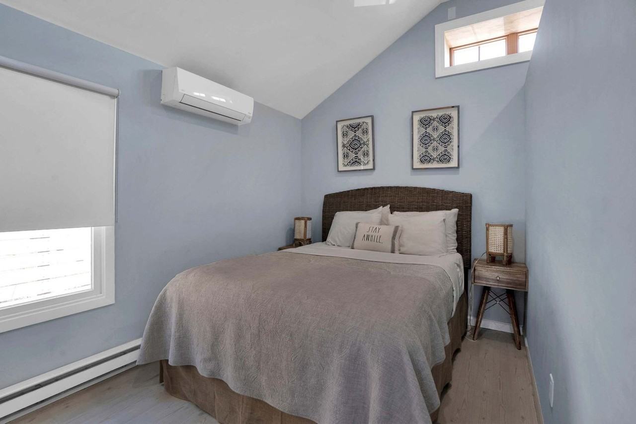 4 Oak St #1261528P - Photo 5 of 18