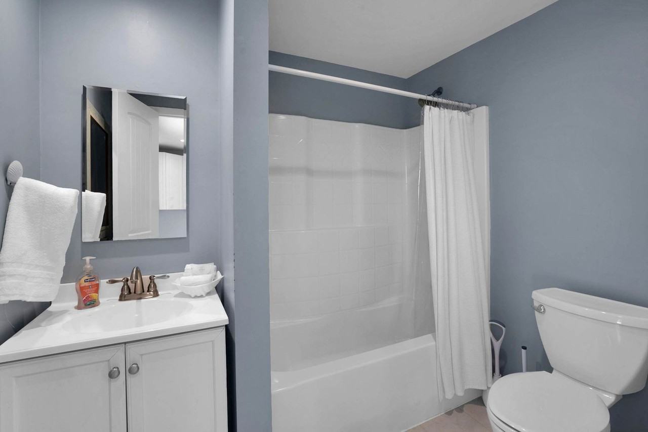 4 Oak St #1261528P - Photo 6 of 18