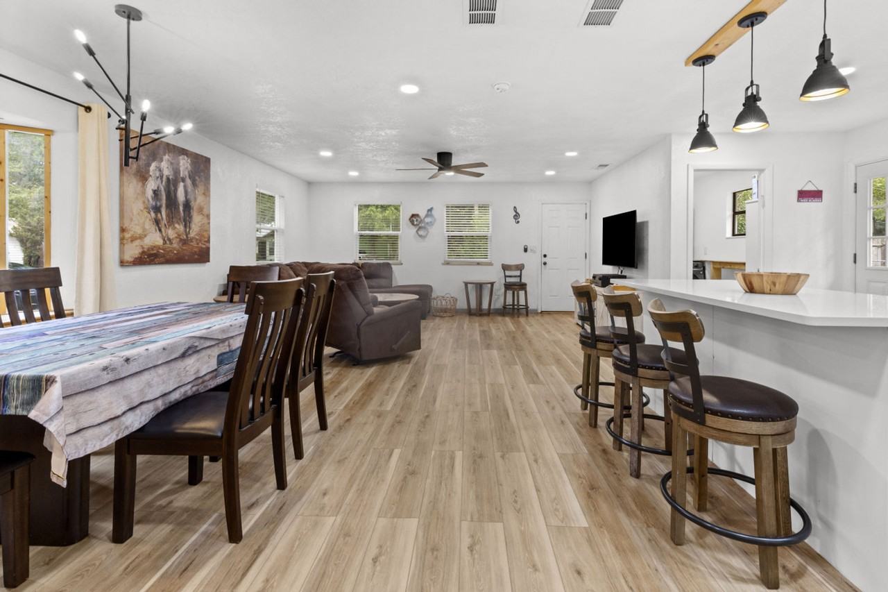 2725 Nw 44th Pl #1359125P - Photo 5 of 22